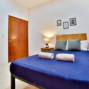 Hostel Ten To Ten, Puerto Vallarta